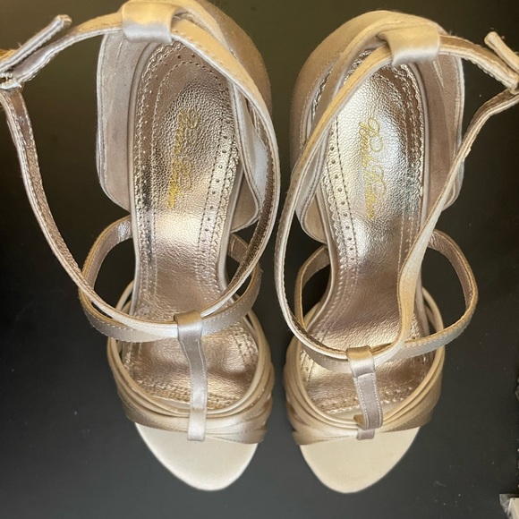 These are beautiful gold satin sandals. I love them!  Narrower… - Picture 5 of 7